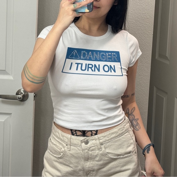 DOLLS KILL Danger I Turn On top baby tee - Picture 1 of 3